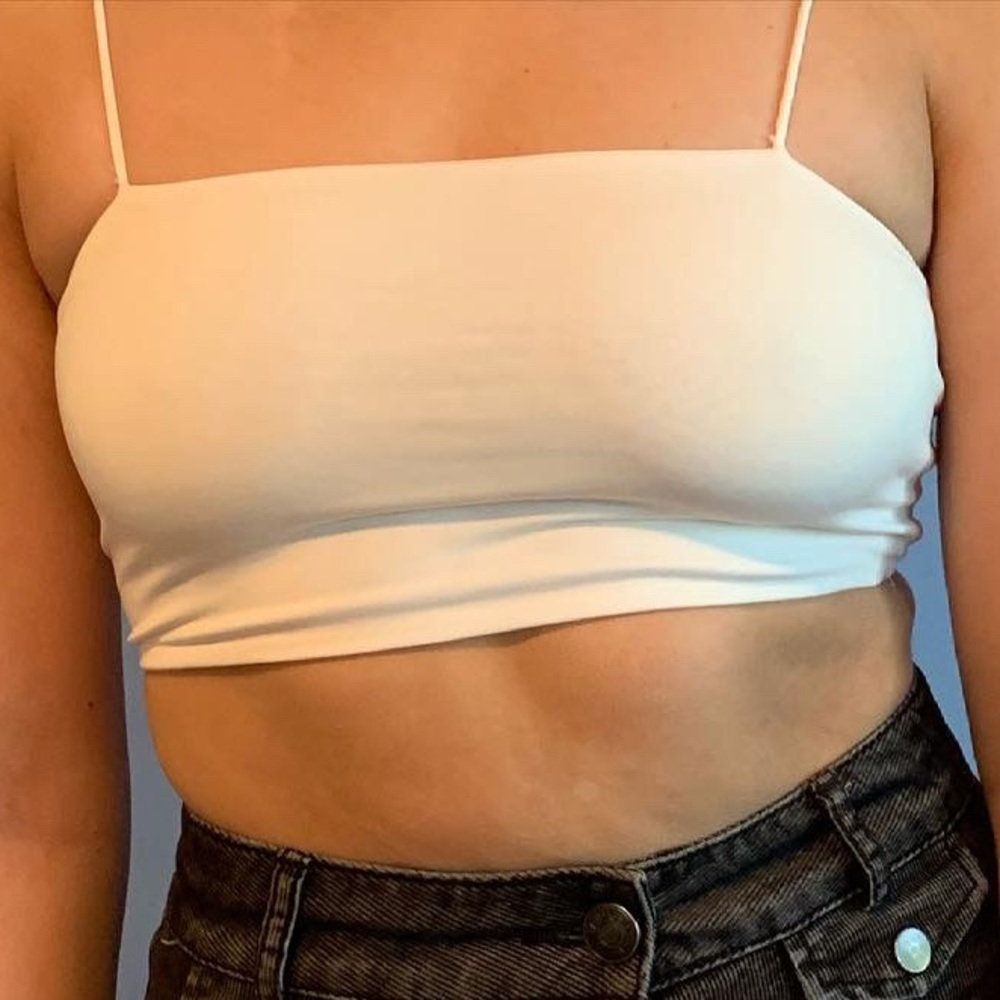 Cute simple white crop top